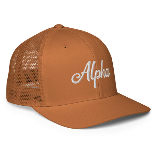 Alpha Closed-back trucker cap - Image 17