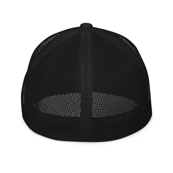 Alpha Closed-back trucker cap - Image 9