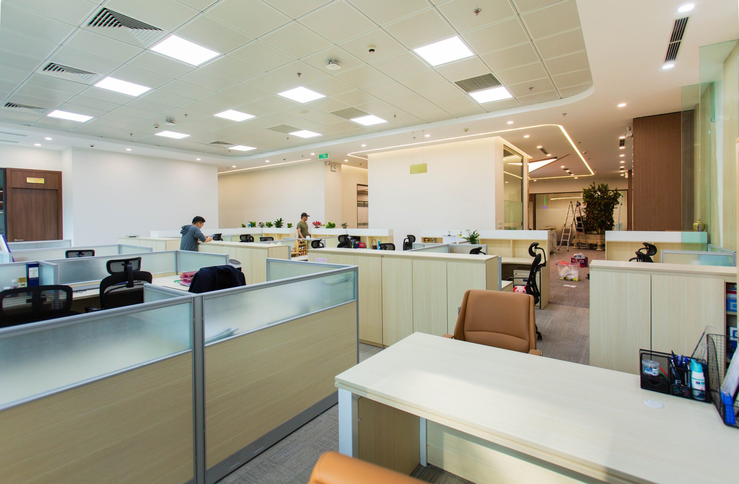 Commercial office cleaning